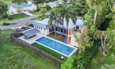 Newman II, casa venta, restaurada a nuevo, 8 amb con gran lote y pileta