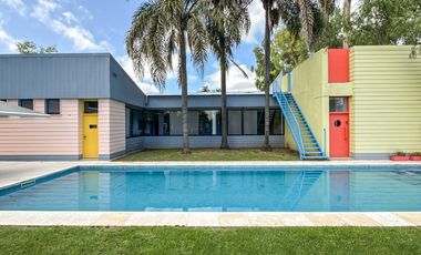 Newman II, casa venta, restaurada a nuevo, 8 amb con gran lote y pileta