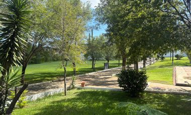 Quinta en venta al pie de la Carretera Nacional, Allende, NL