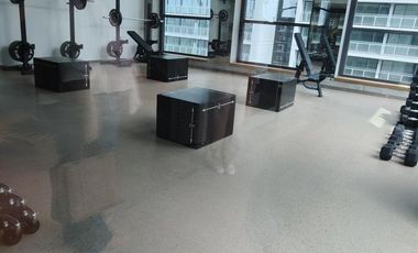 Alquiler 2 Ambientes c/ escritorio en Puerto Madero  Balcón + Amenities Premium