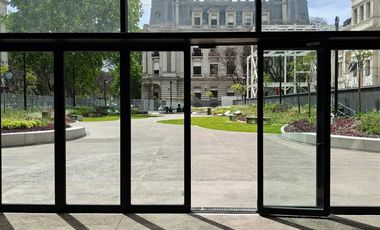 Alquiler 2 Ambientes c/ escritorio en Puerto Madero  Balcón + Amenities Premium