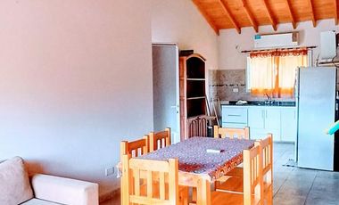 HERMOSA CASA AMOBLADA CON PISCINA ALQUILER PERMANENTE