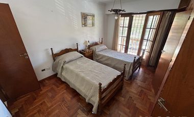 Casa en alquiler temporario - 6 Dormitorios 6 Baños - Mar del Plata