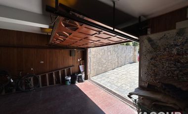 Casa en alquiler temporario - 6 Dormitorios 6 Baños - Mar del Plata