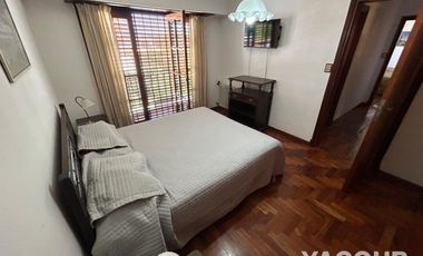 Casa en alquiler temporario - 6 Dormitorios 6 Baños - Mar del Plata