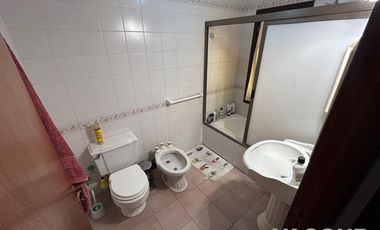 Casa en alquiler temporario - 6 Dormitorios 6 Baños - Mar del Plata