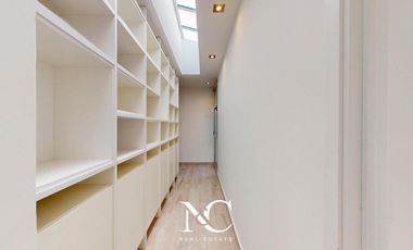 Casa en Abril Club De Campo, Barrio Lago