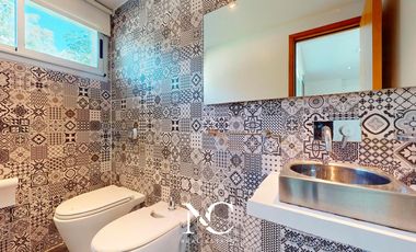 Casa en Abril Club De Campo, Barrio Lago