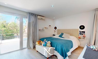 Casa en Abril Club De Campo, Barrio Lago