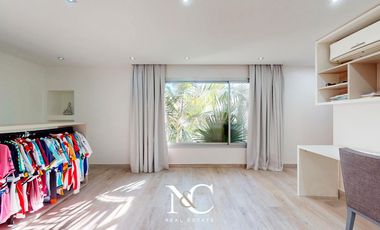 Casa en Abril Club De Campo, Barrio Lago