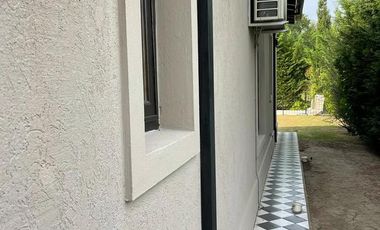 Casa en venta con renta- Barrio La Horqueta de Echeverría, Canning