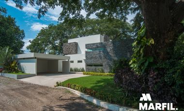Espectacular Casa con Alberca vista al Río, Coto Privado Campestre Comala Colima