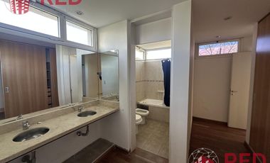 Alquiler de Casa en Barrio Comahue Golf Club