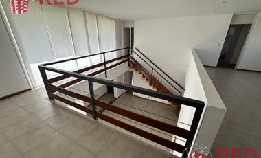 Alquiler de Casa en Barrio Comahue Golf Club