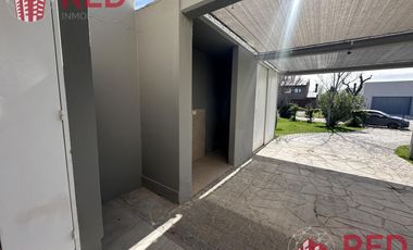 Alquiler de Casa en Barrio Comahue Golf Club