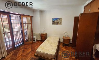 Venta chalet 8 ambientes, Los Troncos, Mar del Plata