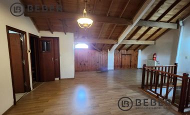 Venta chalet 8 ambientes, Los Troncos, Mar del Plata