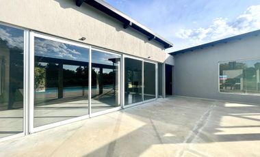 Oportunidad Retasado. Depto Venta Altos de Benavidez, 3 amb con Trza Parri Cochera