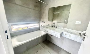 Oportunidad Retasado. Depto Venta Altos de Benavidez, 3 amb con Trza Parri Cochera