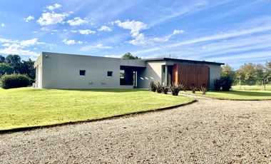 Oportunidad Retasado. Depto Venta Altos de Benavidez, 3 amb con Trza Parri Cochera