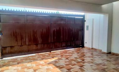 CASA EN VENTA EN SAMSARA, DOMINIO CUMBRES GARCIA