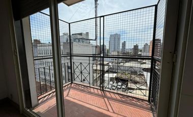 Departamento en alquiler - 2 Dormitorios 1 Baño - Lanús