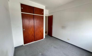 Departamento en alquiler - 2 Dormitorios 1 Baño - Lanús