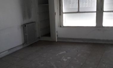 EDIFICIO EN BLOCK  CENTRO PORTEÑO  PERU Y AV BELGRANO