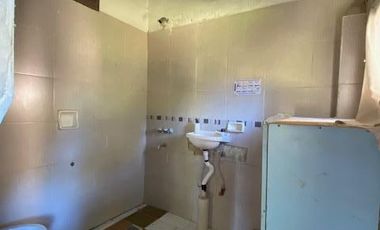 VENTA TERRENO INMENSO EN BAIGORRIA SOBRE AVENIDA