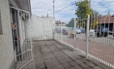 Casa en venta - 3 Dormitorios 2 Baño - Mar del Plata