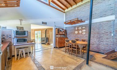 Venta - Casa 3 Ambientes - Deck y Jacuzzi - Sierra de los Padres