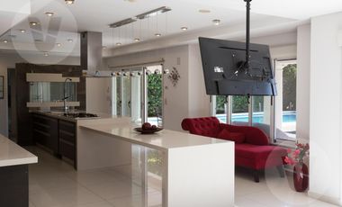 Casa en venta - Barrio Echeverria Del Lago, Canning