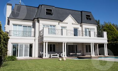 Casa en venta - Barrio Echeverria Del Lago, Canning