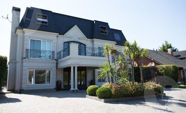 Casa en venta - Barrio Echeverria Del Lago, Canning