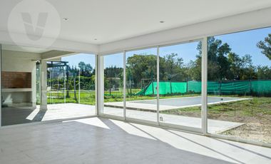 Casa en venta y alquiler - Barrio Santa Juana, Canning