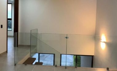 CASA EN VENTA ZURIA RESIDENCIAL-ZAPOTLANEJO