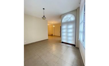 Alquiler de Apartamento en Casco Viejo