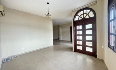 Alquiler de Apartamento en Casco Viejo