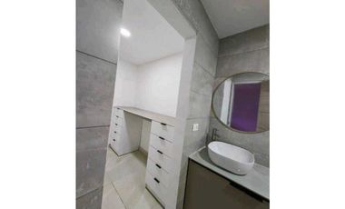 VENTA CASA REMODELADA 228M2 4REC EN SAN FRANCISCO