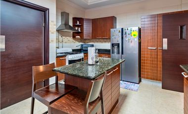 VENTA DE CASA EN ALTOS DEL COUNTRY, SAN MIGUELITO (2)