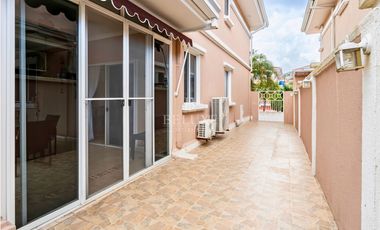 VENTA DE CASA EN ALTOS DEL COUNTRY, SAN MIGUELITO (2)