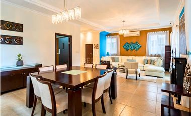 VENTA DE CASA EN ALTOS DEL COUNTRY, SAN MIGUELITO (2)