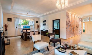 VENTA DE CASA EN ALTOS DEL COUNTRY, SAN MIGUELITO (2)