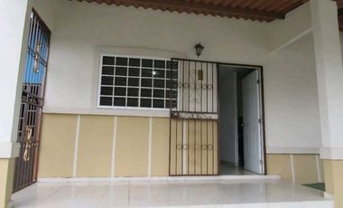VENTA CASA EN VILLAS DE LAGO EMPERADOR