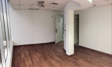 VENTA Y ALQUILER OFICINA 78m2 CON A/A EN OBARRIO A PASOS DE VIA ESPAÑA