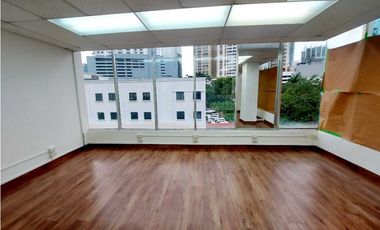 VENTA Y ALQUILER OFICINA 78m2 CON A/A EN OBARRIO A PASOS DE VIA ESPAÑA