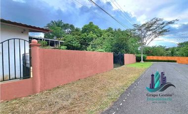 ALQUILO  CASA DE 4HAB 5 BAÑOS  CERCA AL TERRONAL DAVID