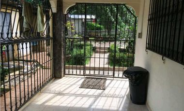 VENTA DE CASA GRANDE  EN DAVID 2 PLANTAS