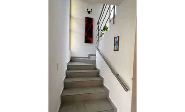 ALQUILO CASA EN ARRAIJAN LAS VILLAS PH SANTILLANA