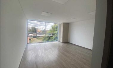 Arriendo oficina chia central